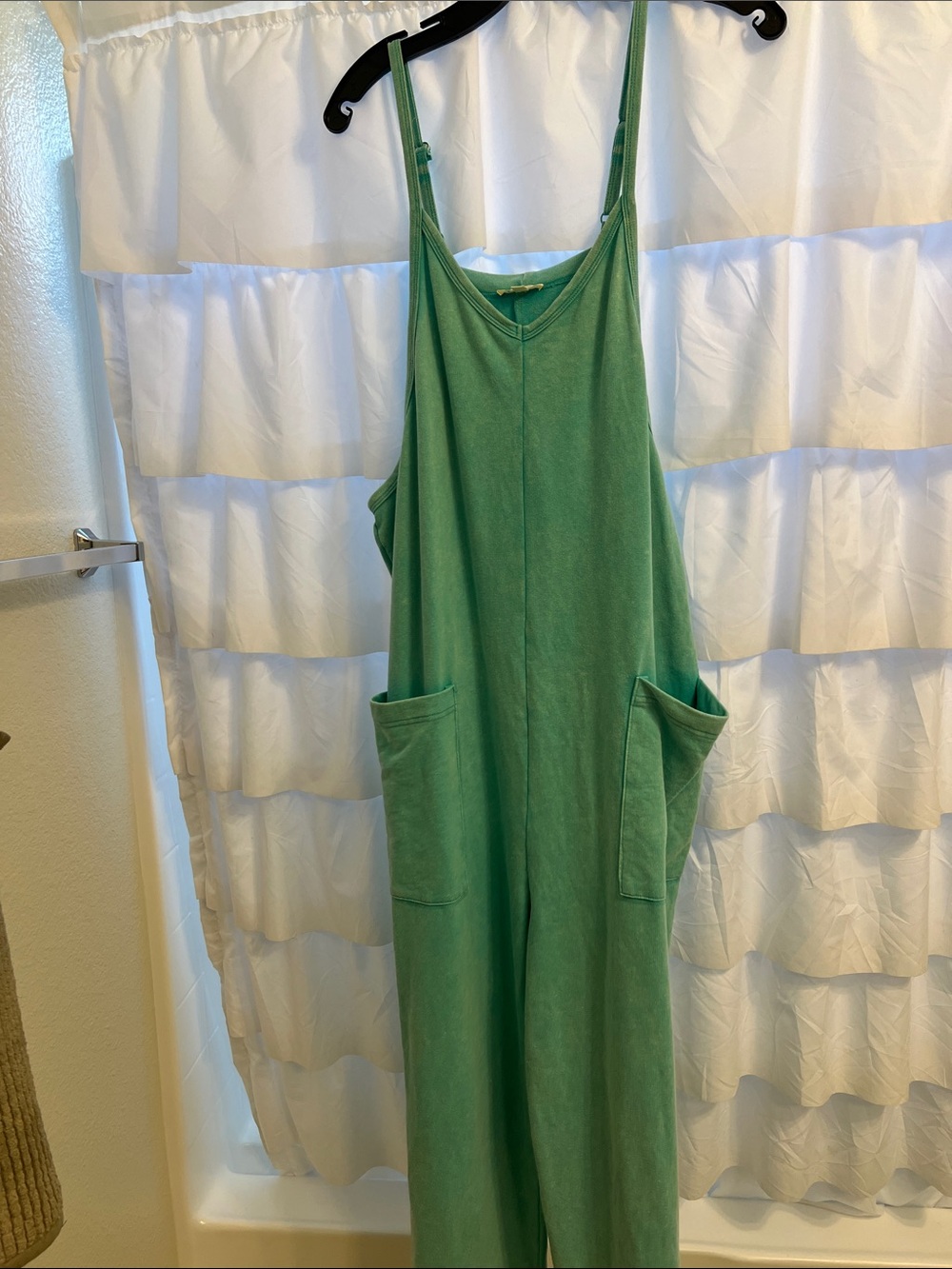 ODDY Green Knit Top with Crew Neck